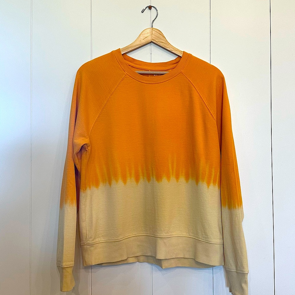 Tie dye Athleta pull over jumper yellow size s